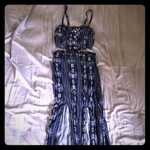 2 piece patterned crop top maxi skirt, small